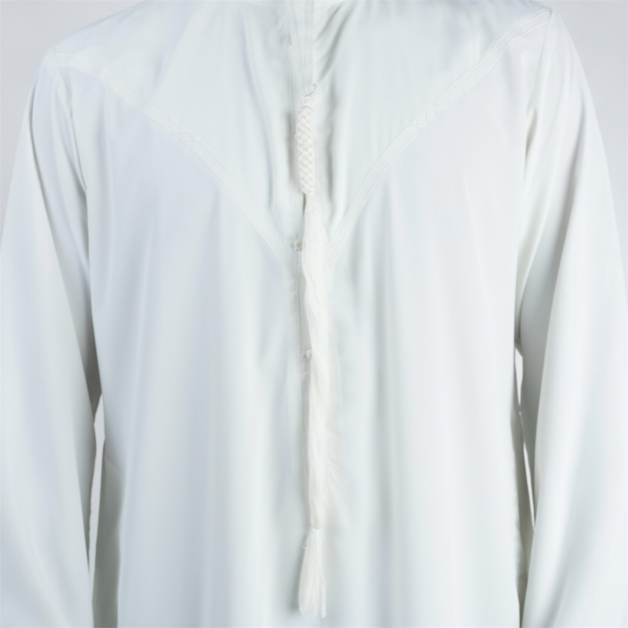 Off White Emirati Thobe + Tassel