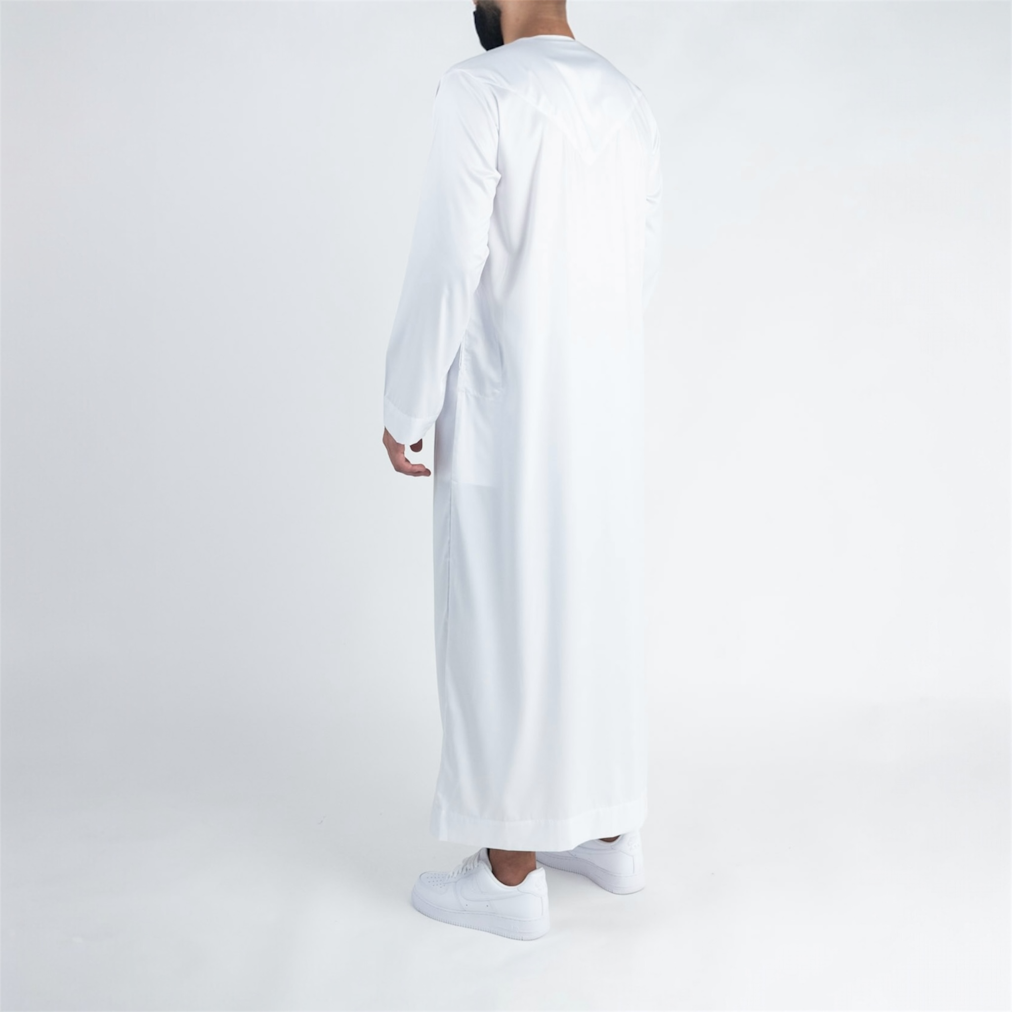 White Shiny Omani Thobe + Tassel